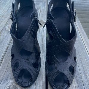 🖤CLOSET CLEAR OUT🩵 Givenchy Booties